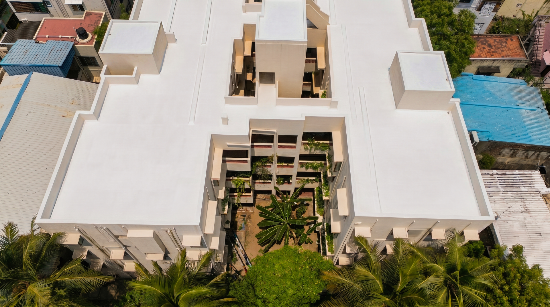 Alraza Besant Court